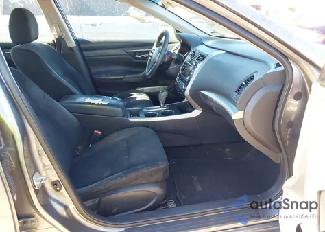 2015 Nissan Altima 2.5 S z USA, uszkodzony, nr VIN 1N4AL3AP1FC493516